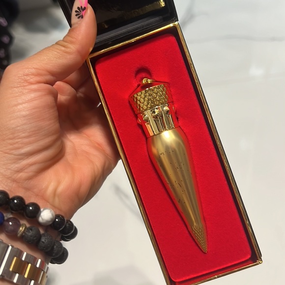 Christian Louboutin Matte lipstick - Picture 2 of 6